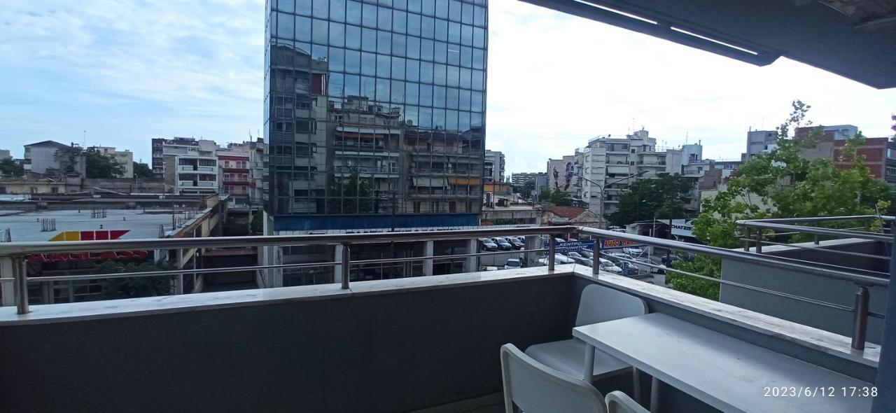Sunny Street * Thessaloniki